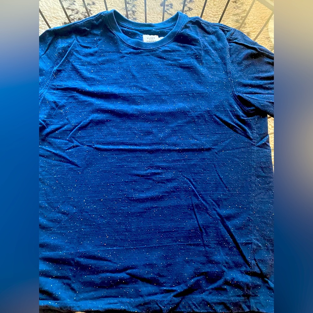 Large Flint and Tinder Blue speckled short sleeve shirt
